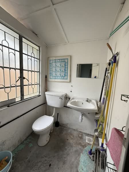 Rumah Banglo untuk Disewa di Seksyen 12 (Petaling Jaya) - Joey Wong - Bathroom - PropertyGuru.com.my