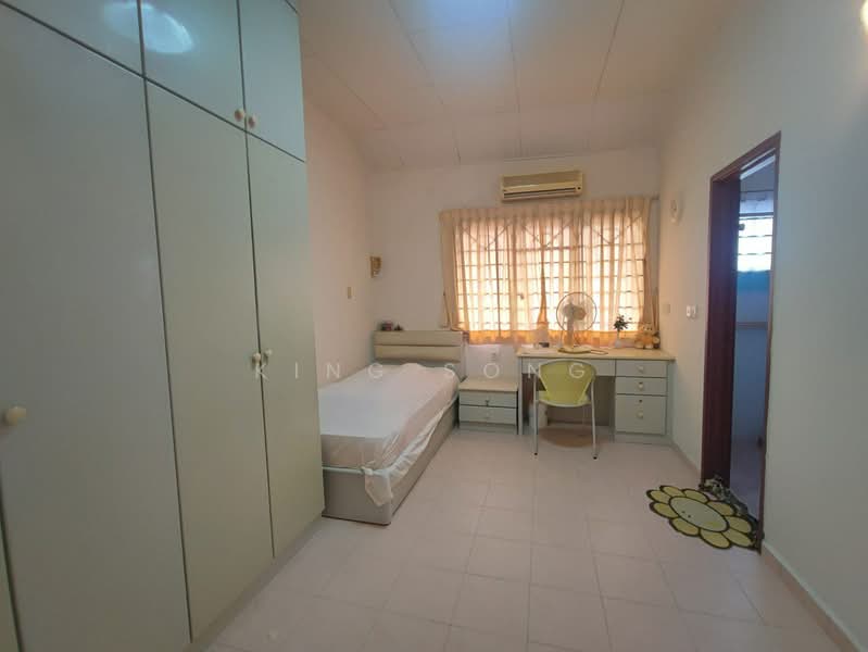 Rumah Teres 2 Tingkat untuk Dijual di Ayer Keroh (Melaka) - King Song - PropertyGuru.com.my