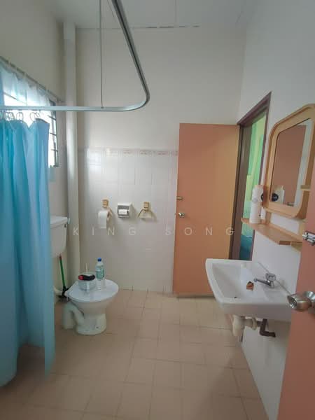 Rumah Teres 2 Tingkat untuk Dijual di Ayer Keroh (Melaka) - King Song - PropertyGuru.com.my