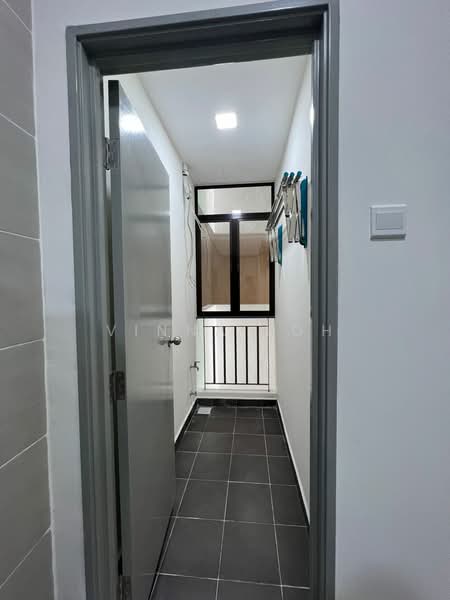 Service Residence for Sale at G Residence - Vinna Loh - Corridor - PropertyGuru.com.my
