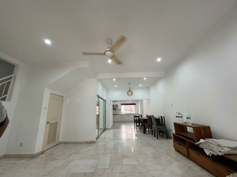 Rumah Teres 2 Tingkat untuk Disewa di Ara Damansara (Selangor) - Shirley Ng - Living Room - PropertyGuru.com.my