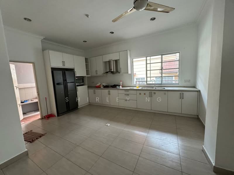 Rumah Teres 2 Tingkat untuk Disewa di Ara Damansara (Selangor) - Shirley Ng - Kitchen - PropertyGuru.com.my