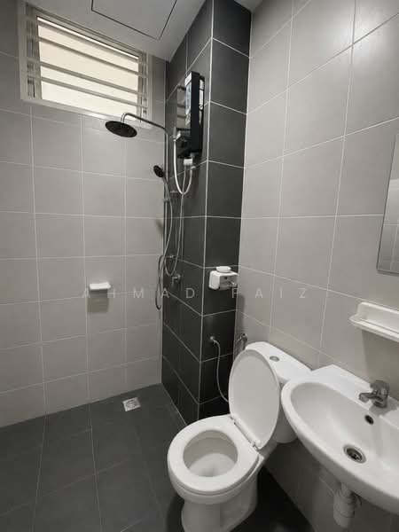 Townhouse for Rent in Dengkil (Selangor) - Ahmad Faiz - Bathroom - PropertyGuru.com.my