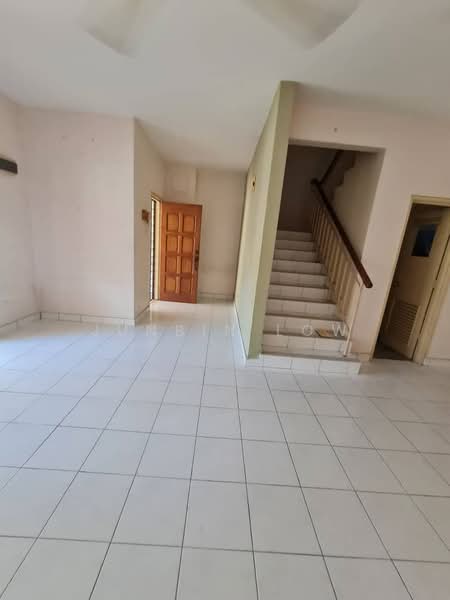 Rumah Teres 2 Tingkat untuk Dijual di Bandar Kinrara Seksyen 5 (Bandar Kinrara) - Junbin Low - Entrance - PropertyGuru.com.my
