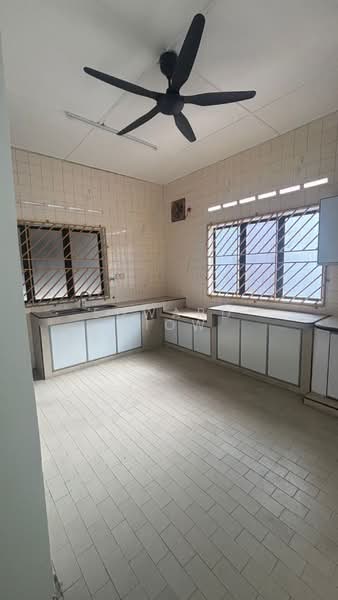 Rumah Teres 1 Tingkat untuk Disewa di Ulu Tiram (Johor) - Edward Siow - Kitchen - PropertyGuru.com.my