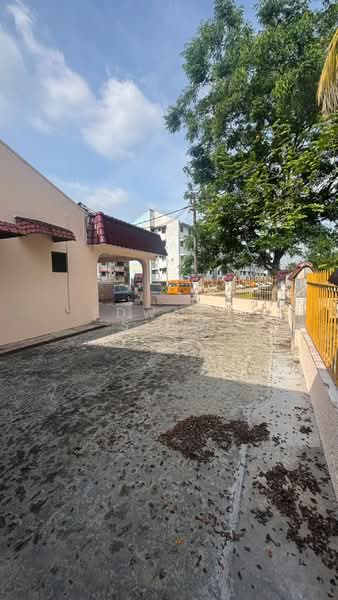Rumah Teres 1 Tingkat untuk Disewa di Ulu Tiram (Johor) - Edward Siow - Exterior - PropertyGuru.com.my