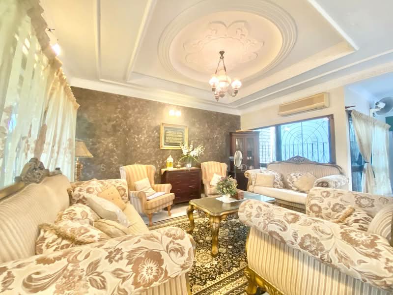 Bungalow for Sale in Seksyen 6 (Shah Alam) - Sa'a Nordin - Living Room - PropertyGuru.com.my