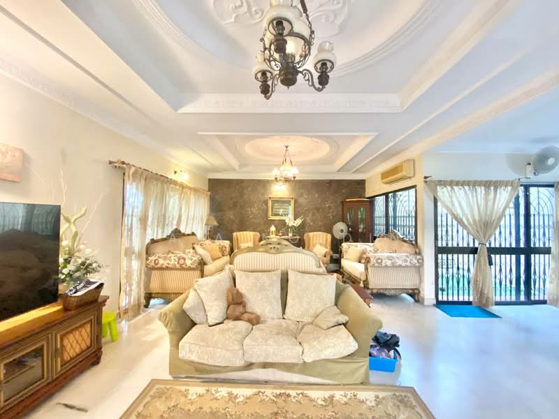 Bungalow for Sale in Seksyen 6 (Shah Alam) - Sa'a Nordin - Living Room - PropertyGuru.com.my