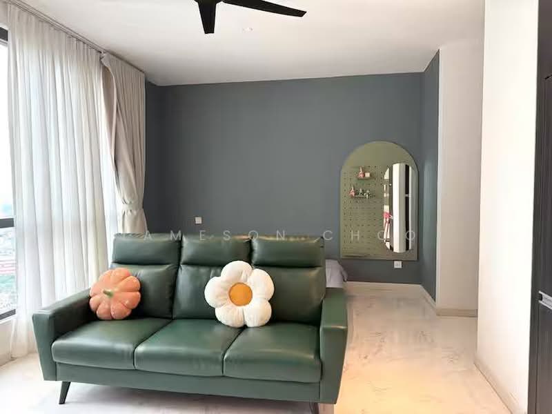 Servis Apartment untuk Dijual di Setia Sky 88 - Jameson Choo - Living Room - PropertyGuru.com.my
