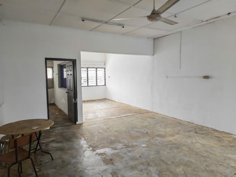 Shop / Office for Rent in Taman Johor Jaya (Johor Bahru) - Jameson Choo - Living Room - PropertyGuru.com.my