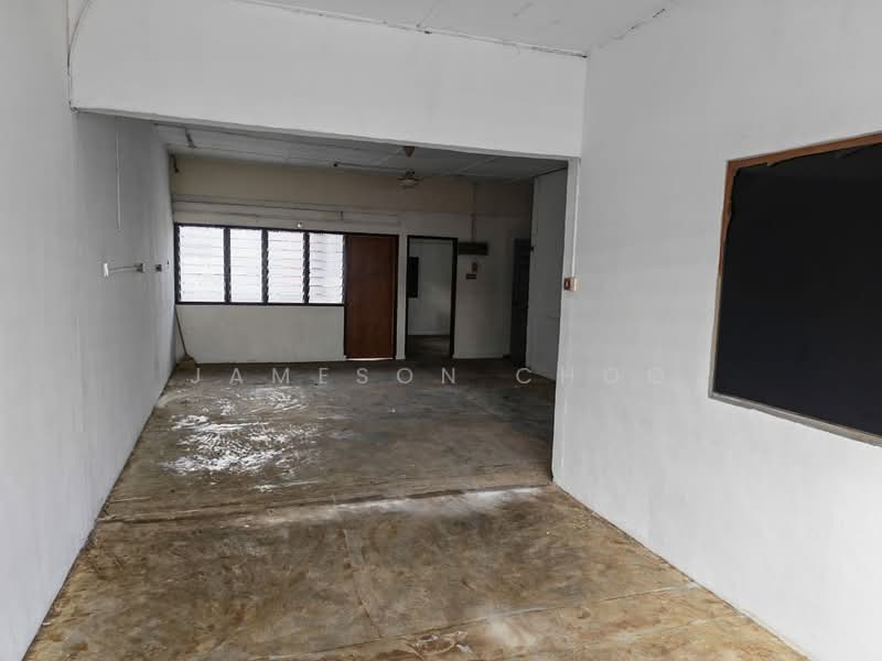 Shop / Office for Rent in Taman Johor Jaya (Johor Bahru) - Jameson Choo - Interior - PropertyGuru.com.my