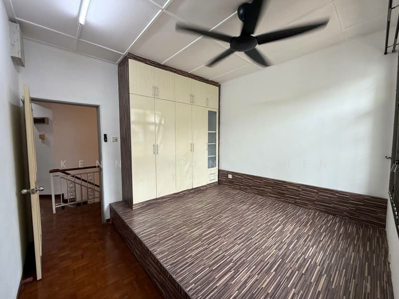 2-storey Terraced House for Sale in Taman Impian Emas (Skudai) - Kenny Wong Chen Yao - Bedroom - PropertyGuru.com.my
