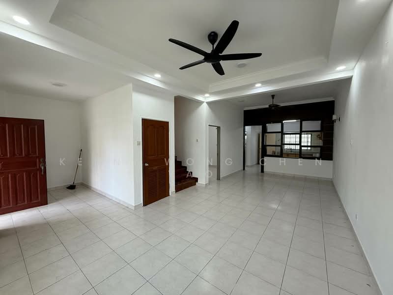 2-storey Terraced House for Sale in Taman Impian Emas (Skudai) - Kenny Wong Chen Yao - Living Room - PropertyGuru.com.my