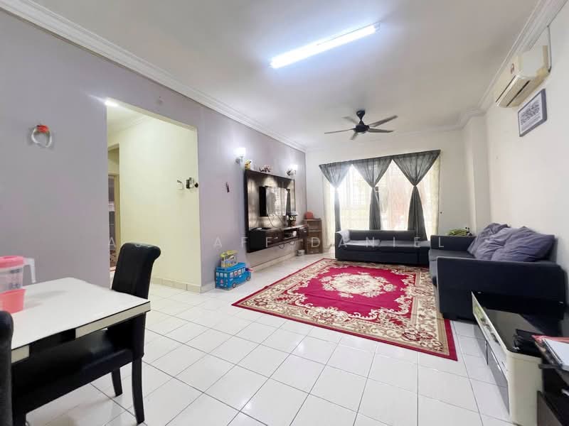 Condominium for Sale at Astana Putra - Ashraff Daniel - Living Room - PropertyGuru.com.my