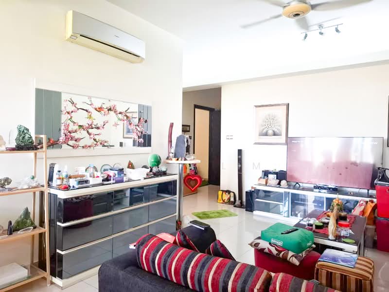 Servis Apartment untuk Dijual di Subang Olives Residence - Peggy Lim - Living Room - PropertyGuru.com.my