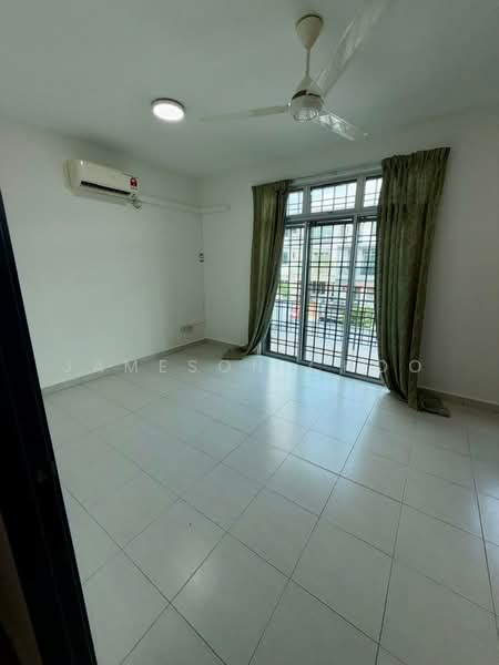 Rumah Teres 2 Tingkat untuk Dijual di Taman Pulai Mutiara (Iskandar Puteri (Nusajaya)) - Jameson Choo - Living Room - PropertyGuru.com.my