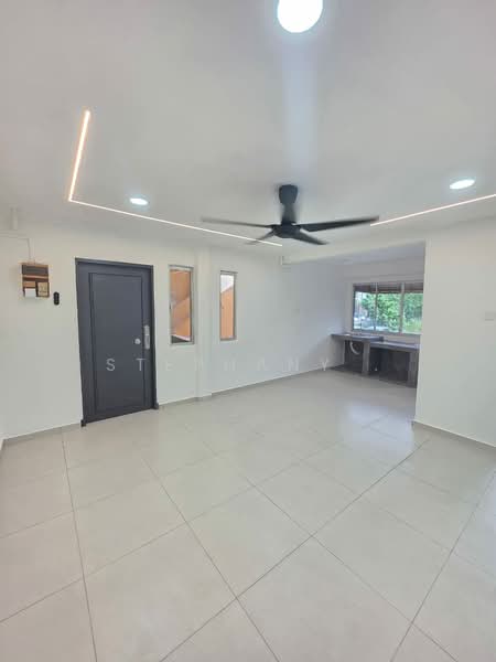 Flat for Sale at Flat Bandar Selesa Jaya @ Jalan Silat Gayong - Stephany . - Interior - PropertyGuru.com.my