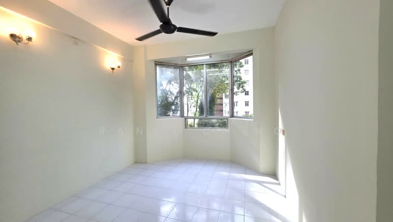 Pangsapuri untuk Dijual di Kingfisher Series - Randi Ch'ng - Living - PropertyGuru.com.my