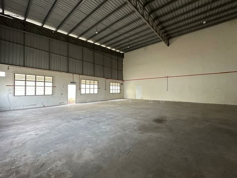 Gudang untuk Dijual di Kawasan Perindustrian Ringan Saga (Sungai Petani) - Derrick Ng - Interior - PropertyGuru.com.my