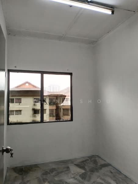 Apartment for Rent at Sri Anggerik 2 - Celine Shoo - PropertyGuru.com.my