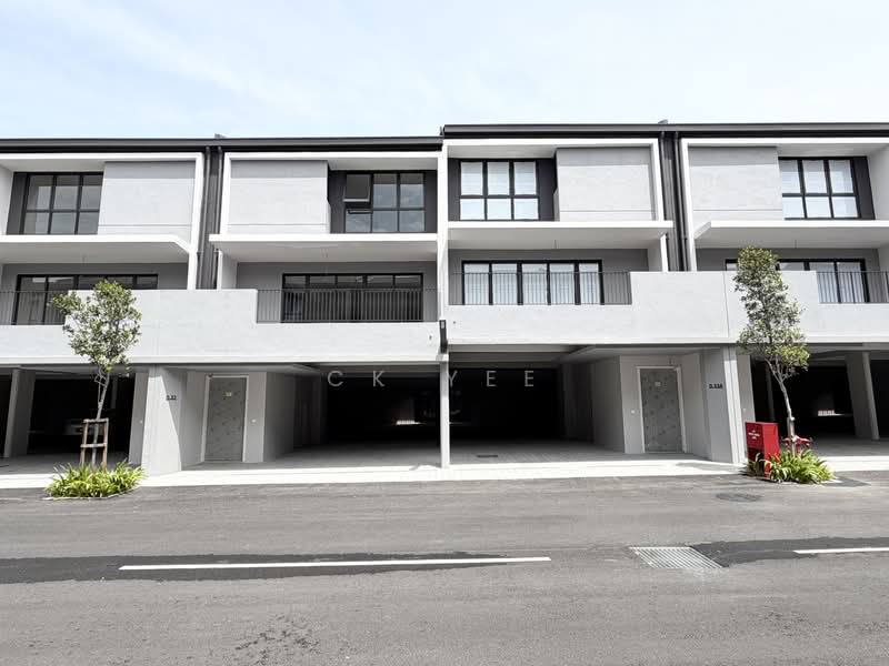 Terraced House for Sale in Taman Bukit Serdang (Seri Kembangan) - CK Yee - Exterior - PropertyGuru.com.my