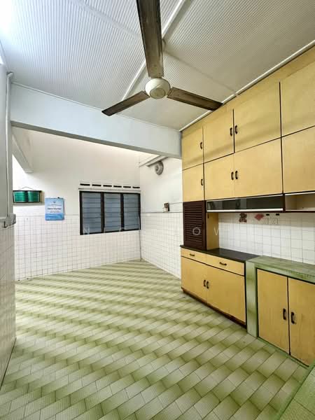 2-storey Terraced House for Rent in Taman Johor Jaya (Johor Bahru) - Nick Low - Kitchen - PropertyGuru.com.my