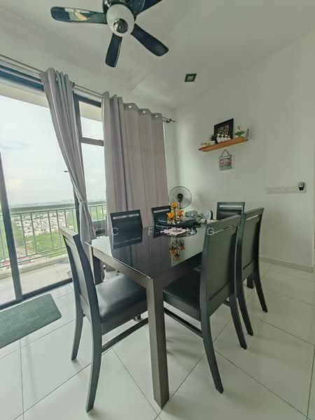 Service Residence for Sale at The Sky Executive Suites - YC Fung - Dining Room - PropertyGuru.com.my