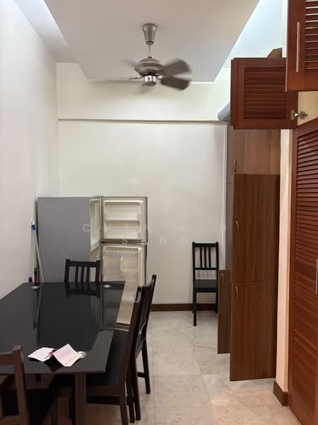 Kondominium untuk Dijual di 10 Semantan Suites - Chen Kah Seng - Dining Room - PropertyGuru.com.my