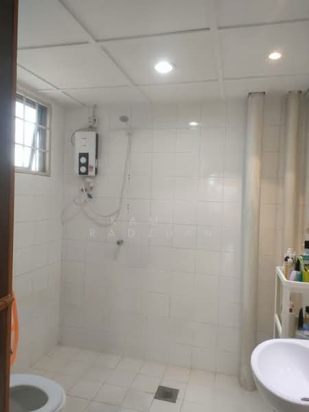 Condominium for Rent at Bam Villa - Kamil Radzuan - Bathroom - PropertyGuru.com.my