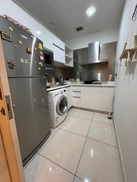 Servis Apartment untuk Disewa di M City - Terry Yee - Kitchen - PropertyGuru.com.my
