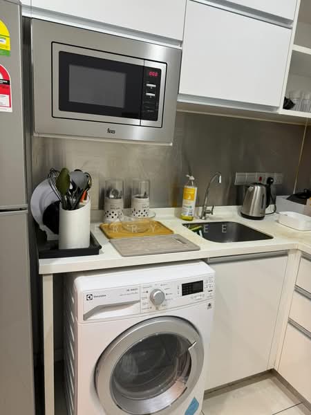 Servis Apartment untuk Disewa di M City - Terry Yee - Kitchen - PropertyGuru.com.my
