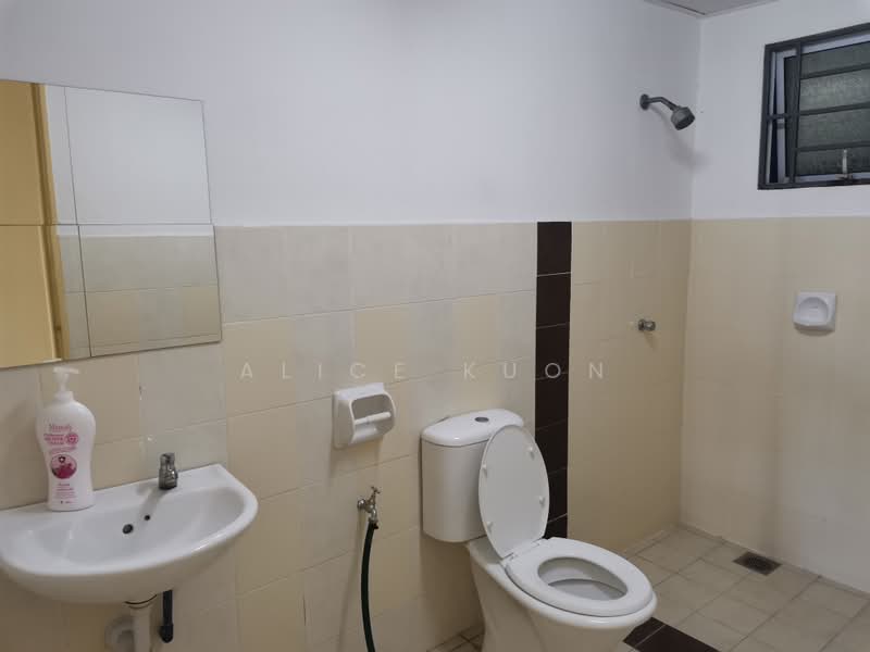 Service Residence for Rent at Koi Kinrara - Alice Kuon - Bathroom - PropertyGuru.com.my