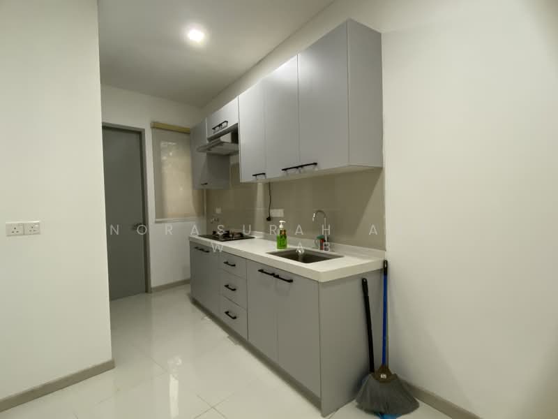 Zero-Lot Bungalow for Rent in Cyberjaya (Selangor) - Norasurah Abd Wahab - Kitchen - PropertyGuru.com.my
