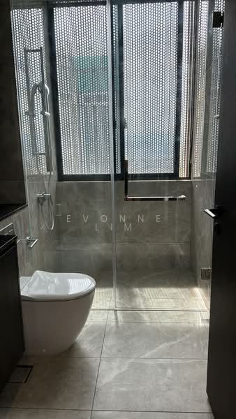 Servis Apartment untuk Dijual di Park Regent @Desa Park City - Evonne Lim - Bathroom - PropertyGuru.com.my