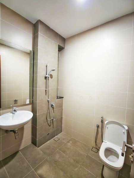 Rumah Teres untuk Disewa di Iskandar Puteri (Nusajaya) (Johor) - Jimmy Ooi - Bathroom - PropertyGuru.com.my