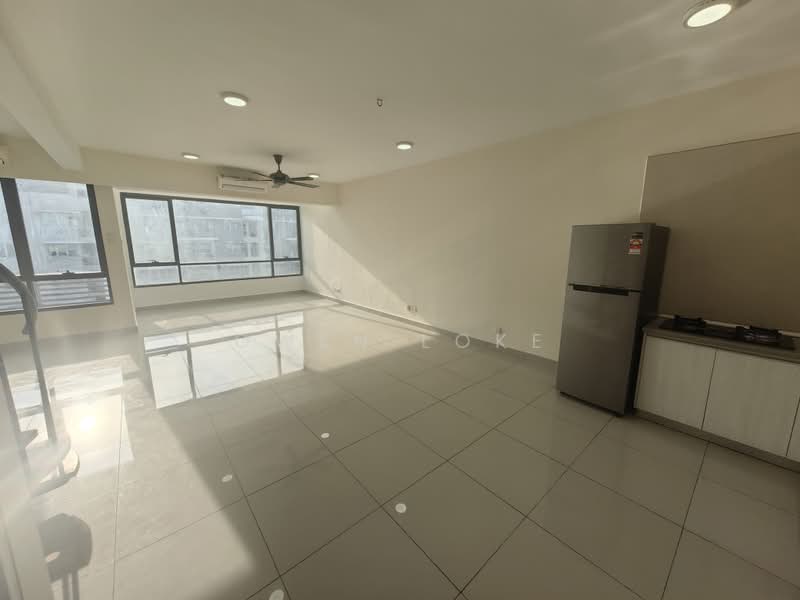 Servis Apartment untuk Disewa di Flexis @ One South - Owen Loke - Living Room - PropertyGuru.com.my