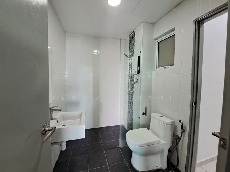 Service Residence for Rent at Mesahill - Jemmy Rohani - Bathroom - PropertyGuru.com.my