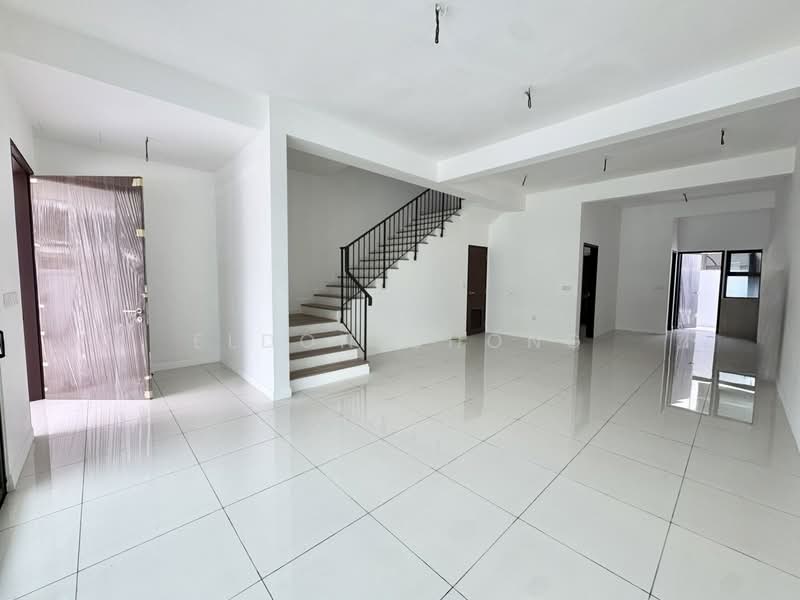 Rumah Teres 2 Tingkat untuk Disewa di Serene Heights (Semenyih) - Eldon Chong - Living Room - PropertyGuru.com.my
