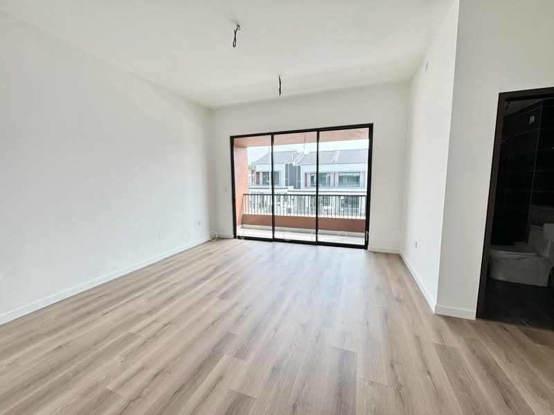 Rumah Teres 2 Tingkat untuk Disewa di Serene Heights (Semenyih) - Eldon Chong - Living Room - PropertyGuru.com.my