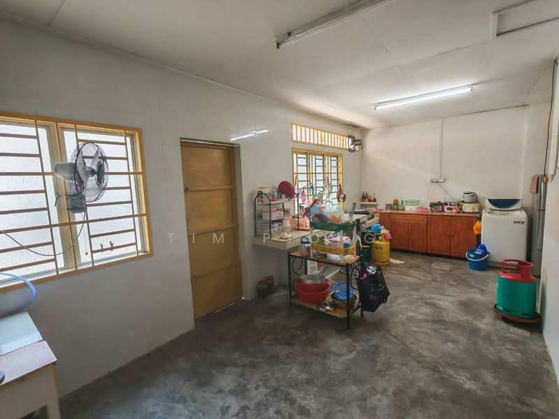 2-storey Terraced House for Sale in Taman Merdeka (Batu Berendam) - Tim Piong - Kitchen - PropertyGuru.com.my