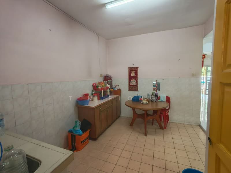 2-storey Terraced House for Sale in Taman Merdeka (Batu Berendam) - Tim Piong - Kitchen - PropertyGuru.com.my