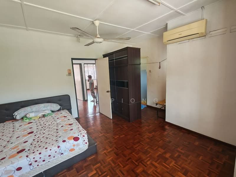 2-storey Terraced House for Sale in Taman Merdeka (Batu Berendam) - Tim Piong - Bedroom - PropertyGuru.com.my