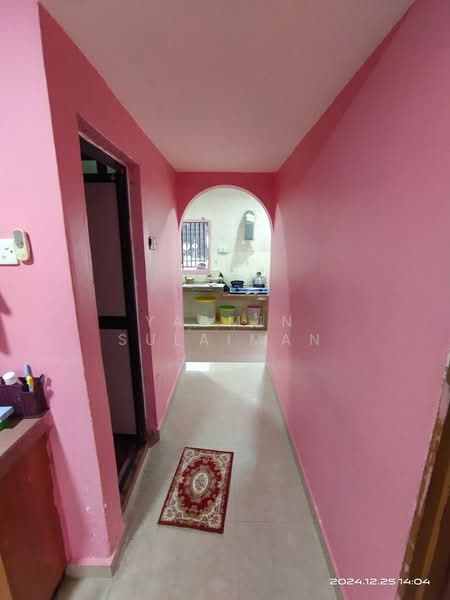 Rumah Teres 1 Tingkat untuk Dijual di Seri Kembangan (Selangor) - Yasmin Sulaiman - PropertyGuru.com.my