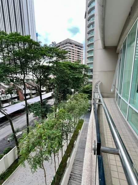 Servis Apartment untuk Dijual di The Oval - Alex Wong - Balcony - PropertyGuru.com.my