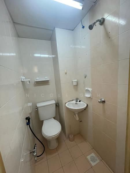 Condominium for Rent at Putra Villa - Nicole Goh - Bathroom - PropertyGuru.com.my