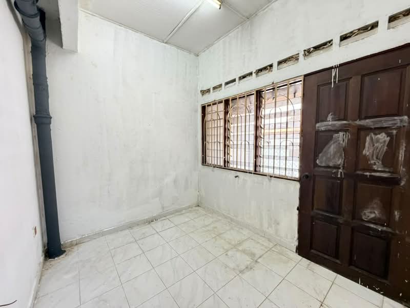 Rumah Teres 2 Tingkat untuk Dijual di Taman Johor Jaya (Johor Bahru) - Weinie Chon - PropertyGuru.com.my