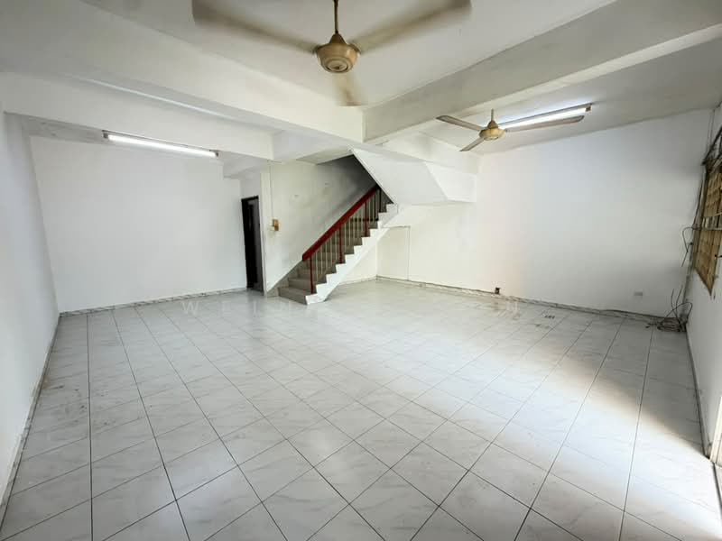 Rumah Teres 2 Tingkat untuk Dijual di Taman Johor Jaya (Johor Bahru) - Weinie Chon - PropertyGuru.com.my