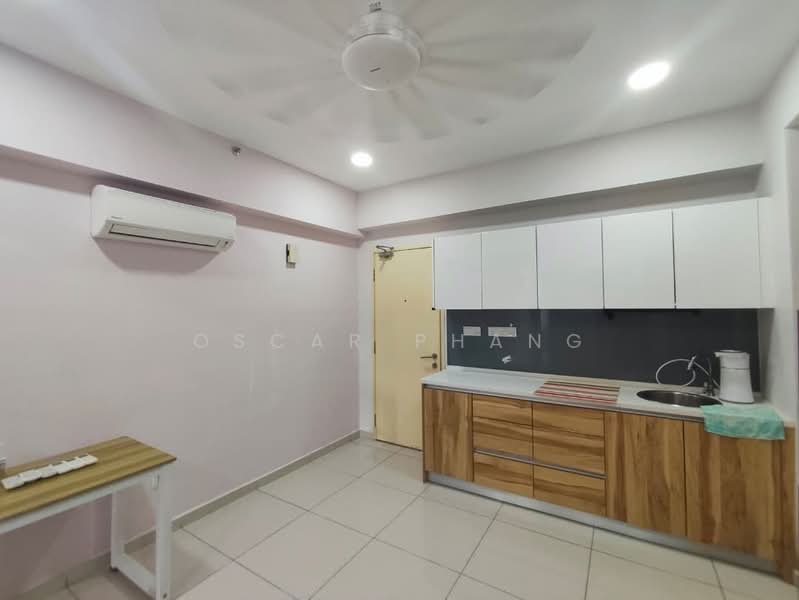 Servis Apartment untuk Disewa di Avenue D'Vogue - Oscar Phang - Kitchen - PropertyGuru.com.my