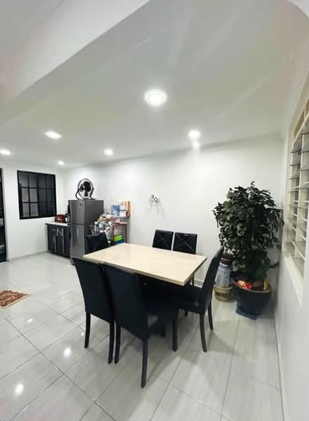 1-storey Terraced House for Sale in Station 18 (Ipoh) - Nicole Ling - Dining Room - PropertyGuru.com.my