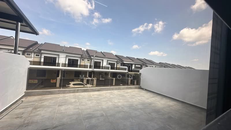 2-storey Terraced House for Rent in Bukit Katil (Melaka) - Mii Ong - Exterior - PropertyGuru.com.my